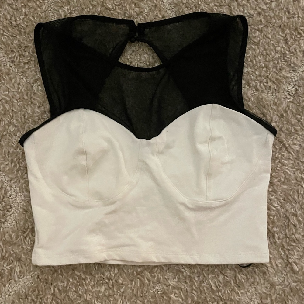 BEBE Crop top